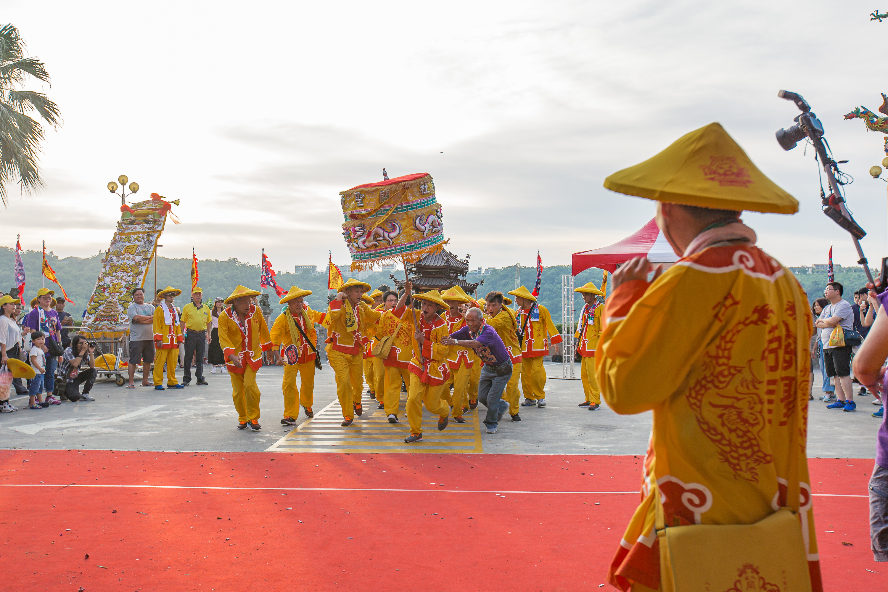 2019 大溪大禧_與神同巡_同人社神轎班